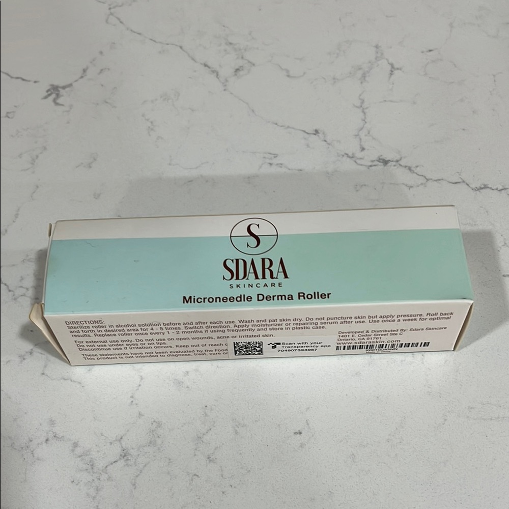 Microneedle Derma Roller - Mint